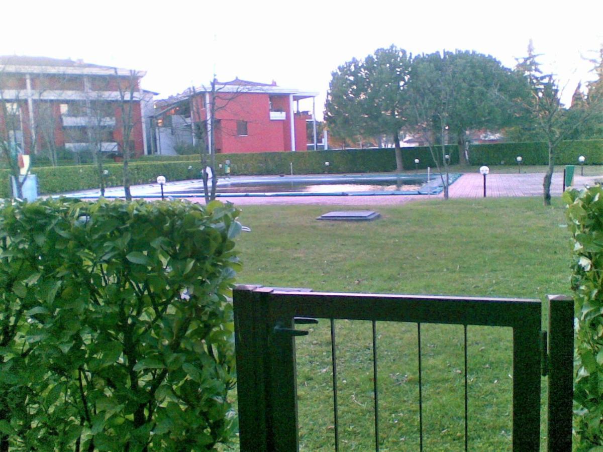 Casa Gisela Garda Fiordaliso 1 Apartment Desenzano del Garda Bagian luar foto