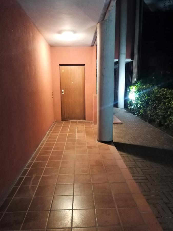 Casa Gisela Garda Fiordaliso 1 Apartment Desenzano del Garda Bagian luar foto