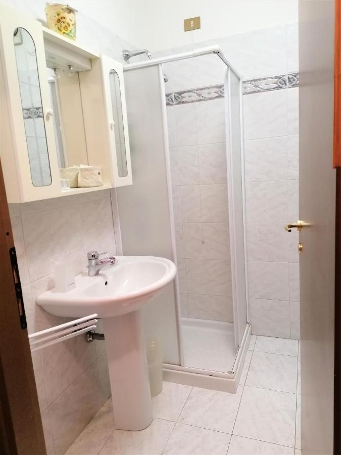 Casa Gisela Garda Fiordaliso 1 Apartment Desenzano del Garda Bagian luar foto
