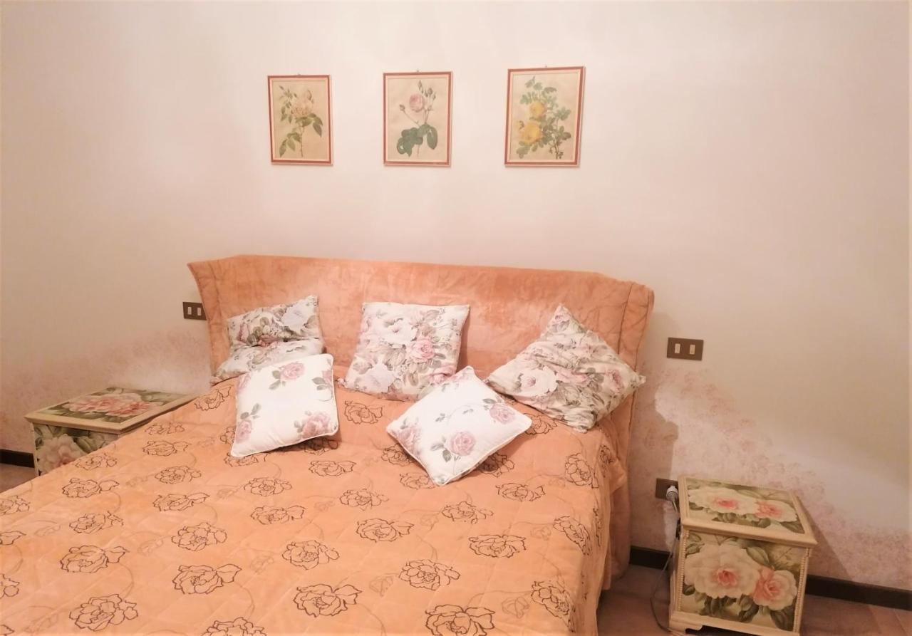 Casa Gisela Garda Fiordaliso 1 Apartment Desenzano del Garda Bagian luar foto